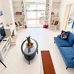 Ocean Breeze Windmill By Becherish Apartment *
